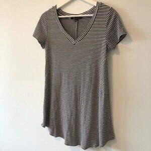 One Clothing LA T-Shirt Dress